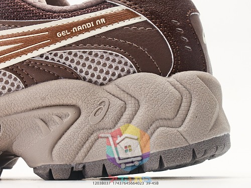 ASICS GEL-NANDI in Creme und Braun 7