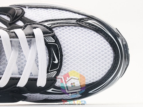 Retro-Sneaker Nike Initiator in vier Farbvarianten 30