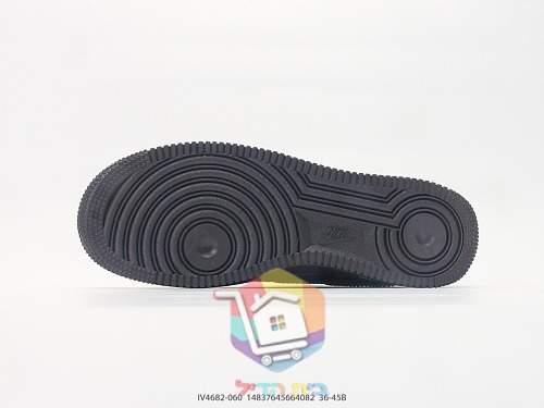 Nike Air Force 1 07 in Dunkelgrau 5