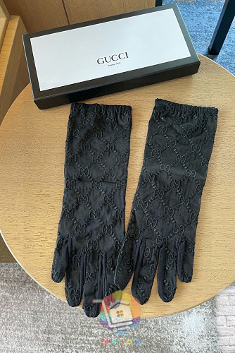 כפפות תחרה Gucci בשני גוונים 18