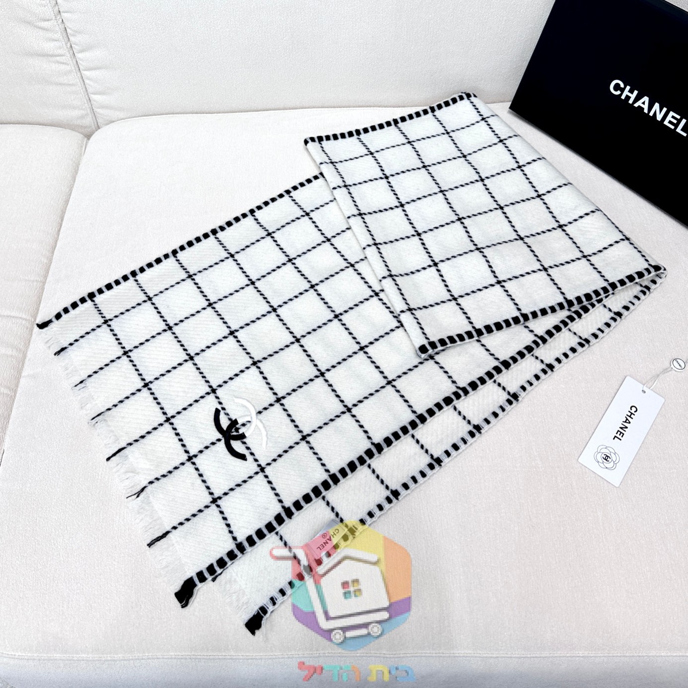 צעיף Chanel במשבצות בשני גוונים, 38x185 ס"מ