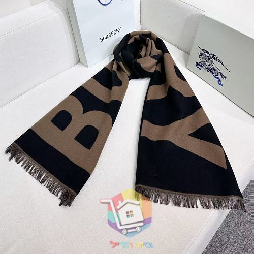 צעיף Burberry עם כיתוב בשלושה גוונים 3