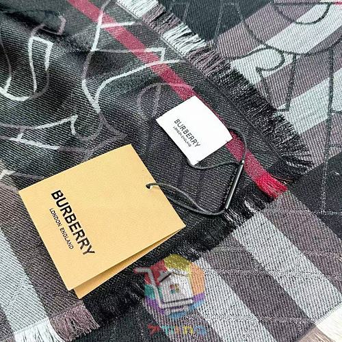 צעיף Burberry במשבצות בשני גוונים, 70x220 ס"מ 10