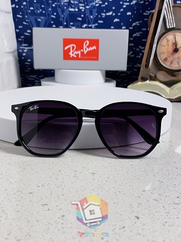 משקפי שמש Ray-Ban RB4147 Boyfriend בשישה גוונים 23
