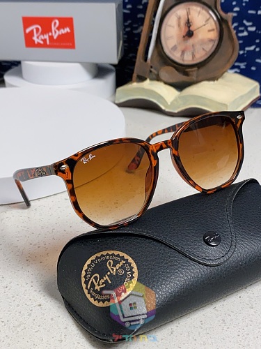 משקפי שמש Ray-Ban RB4147 Boyfriend בשישה גוונים 39