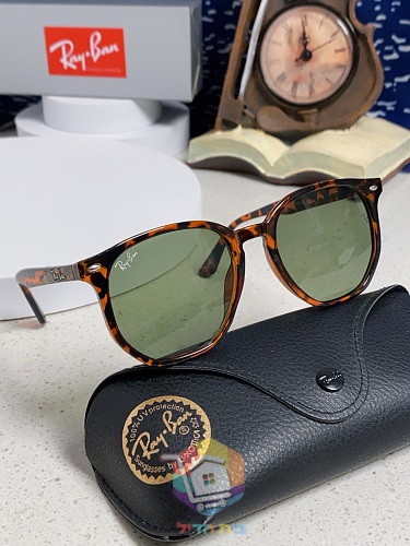 משקפי שמש Ray-Ban RB4147 Boyfriend בשישה גוונים 41