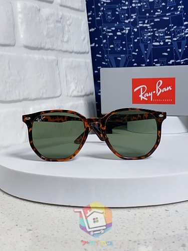 משקפי שמש Ray-Ban RB4147 Boyfriend בשישה גוונים 50