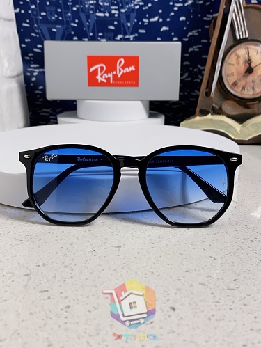 משקפי שמש Ray-Ban RB4147 Boyfriend בשישה גוונים 52