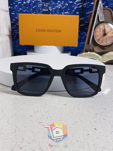 משקפי שמש Louis Vuitton מרובעים, חמישה צבעים, תמונה 2