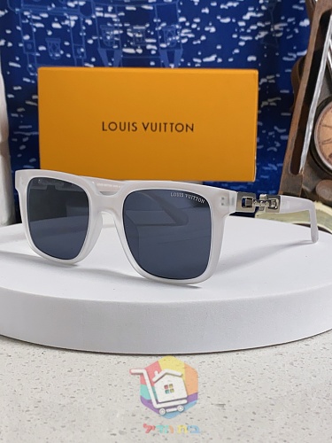 משקפי שמש Louis Vuitton מרובעים, חמישה צבעים, תמונה 31