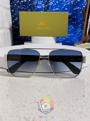 משקפי שמש Burberry מרובעים עם מסגרת מתכת, חמישה צבעים, תמונה 3