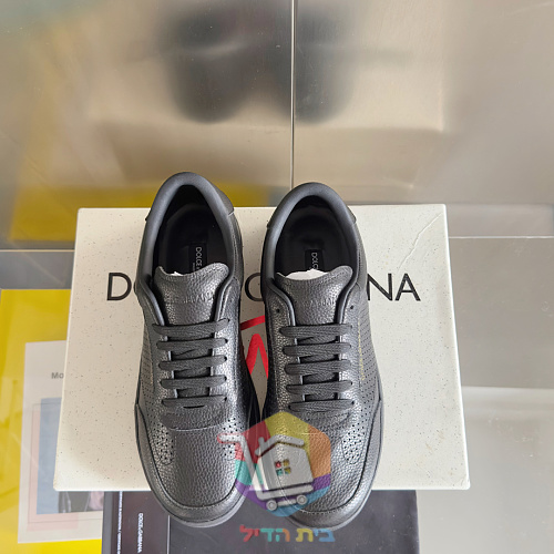 Dolce & Gabbana Sneaker aus perforiertem Leder, in sechs Farben 11