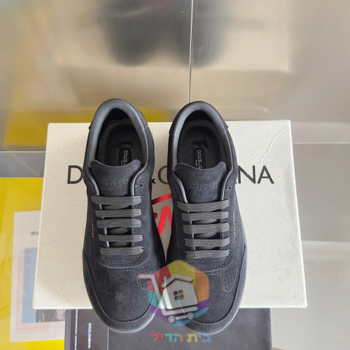 Dolce & Gabbana Sneaker aus perforiertem Leder, in sechs Farben 43