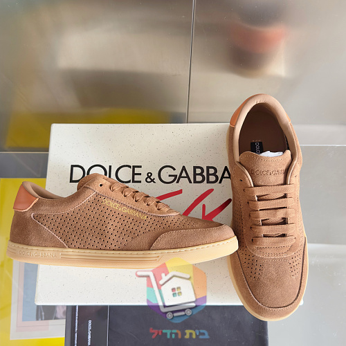 Dolce & Gabbana Sneaker aus perforiertem Leder, in sechs Farben 53