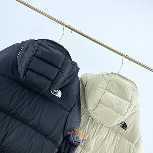 מעיל פוך The North Face עם קפוצ'ון, שחור או בז', תמונה 2