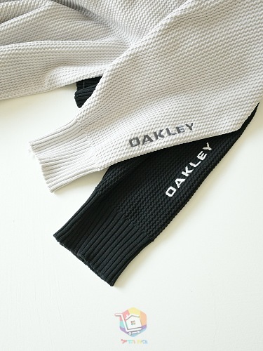 סוודר חצי רוכסן Oakley בסריגת וופל, לבן שבור או שחור, תמונה 3