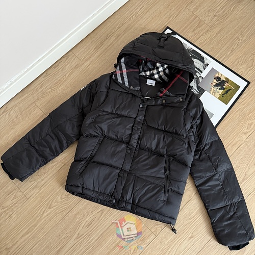 מעיל פוך Burberry עם קפוצ'ון בבטנת משבצות, בז' או שחור, תמונה 16