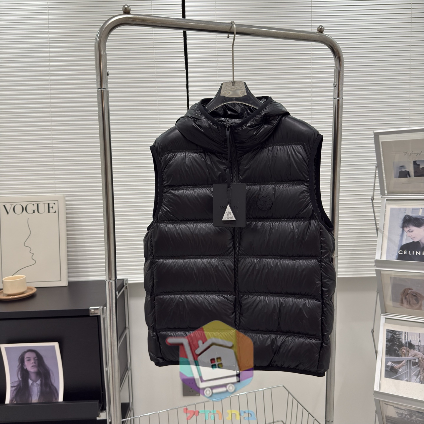 וסט פוך Moncler עם ברדס, שחור