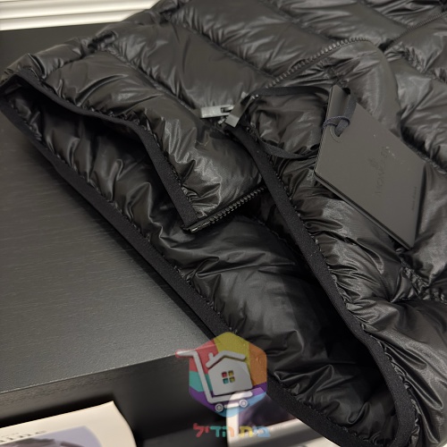 וסט פוך Moncler עם ברדס, שחור 17