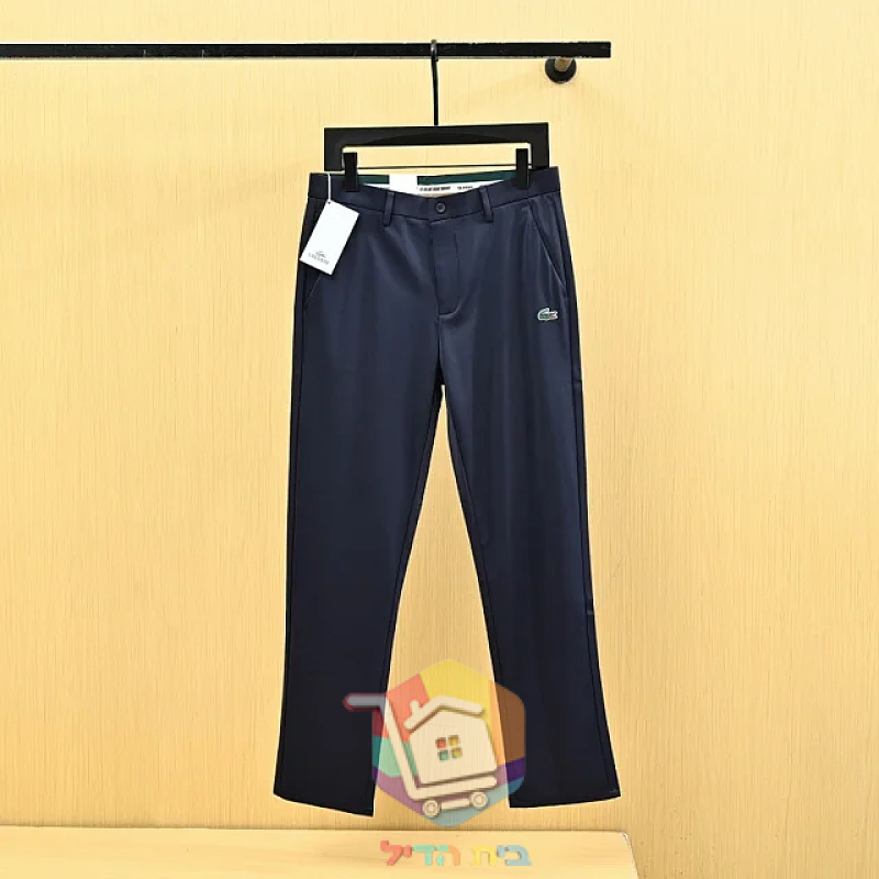 Slim-Hose Lacoste in drei Farben