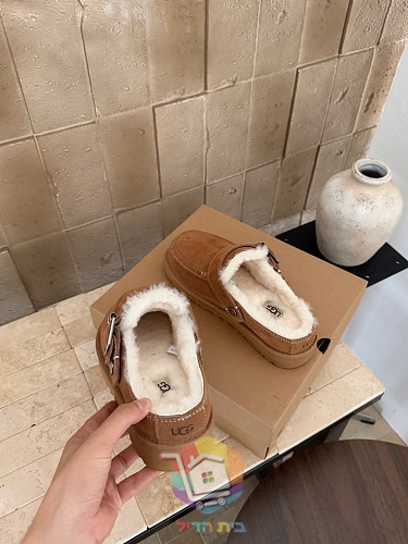 כפכפי UGG Goldenstar Evelina Clog בחמישה גוונים 19