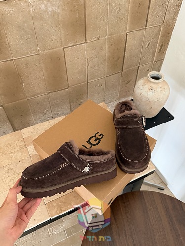 כפכפי UGG Goldenstar Evelina Clog בחמישה גוונים 29
