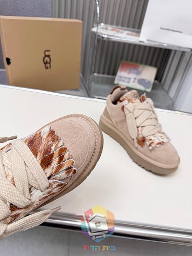 נעלי סניקרס UGG Lowmel בארבעה גוונים 2