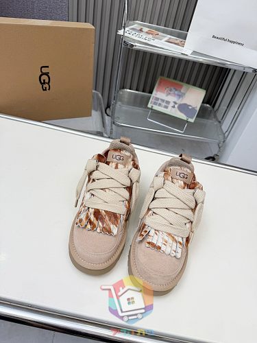 נעלי סניקרס UGG Lowmel בארבעה גוונים 8