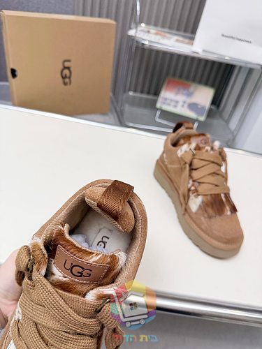 נעלי סניקרס UGG Lowmel בארבעה גוונים 11