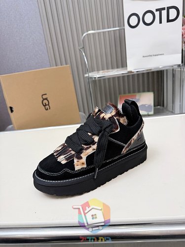 נעלי סניקרס UGG Lowmel בארבעה גוונים 21