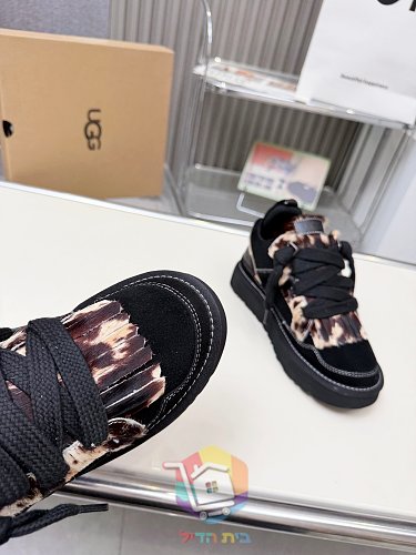 נעלי סניקרס UGG Lowmel בארבעה גוונים 22