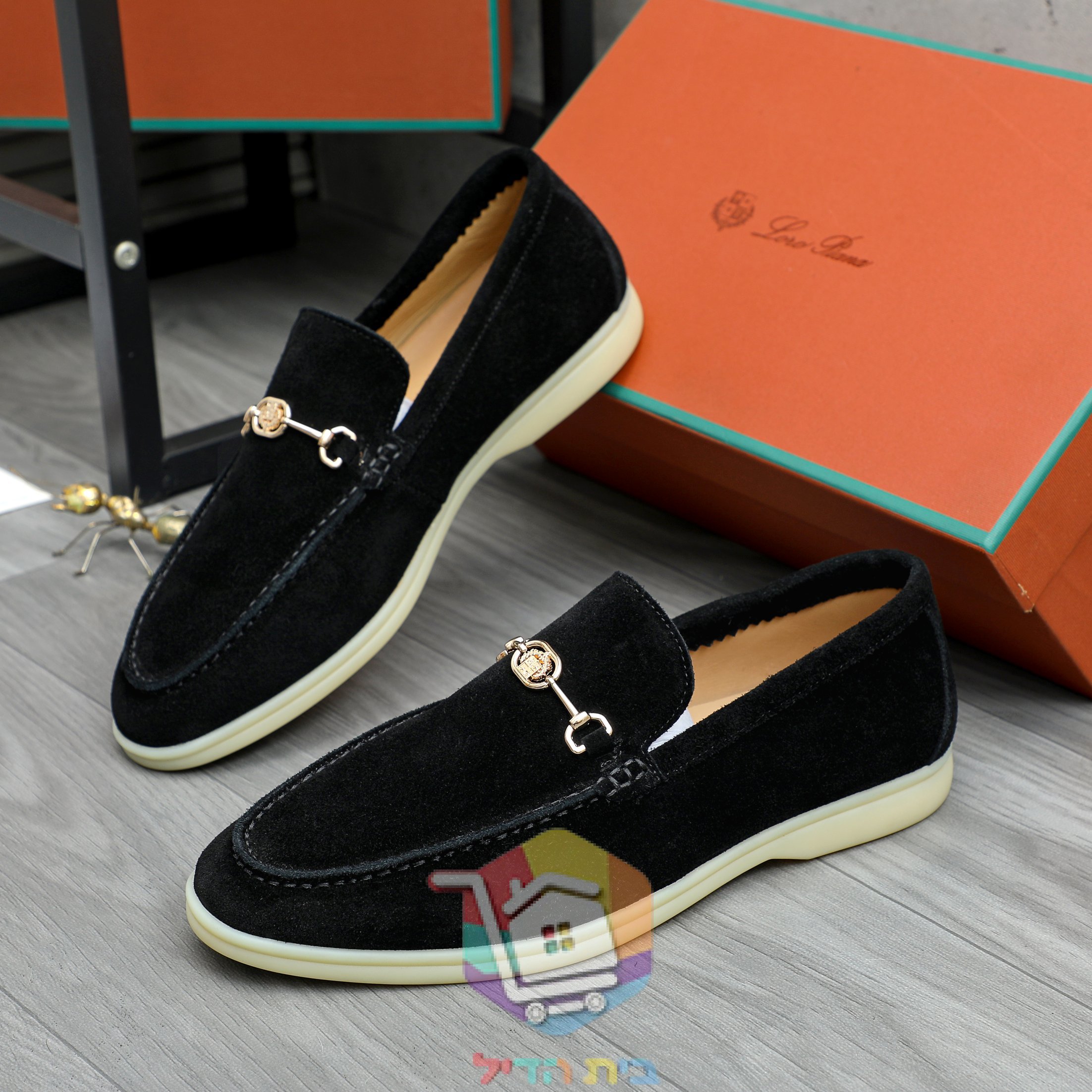 נעלי מוקסין Loro Piana Summer Walk מזמש בשני גוונים