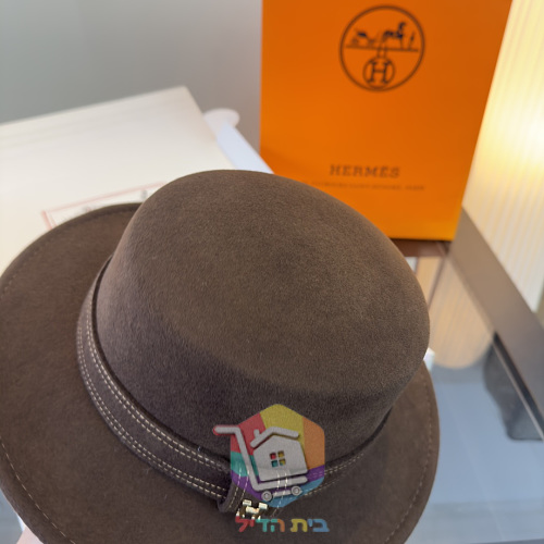 Filzhut Hermes mit breiter Krempe 11