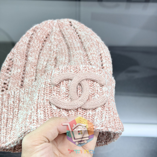 Beanie Chanel aus Strick in Pastelltönen 4