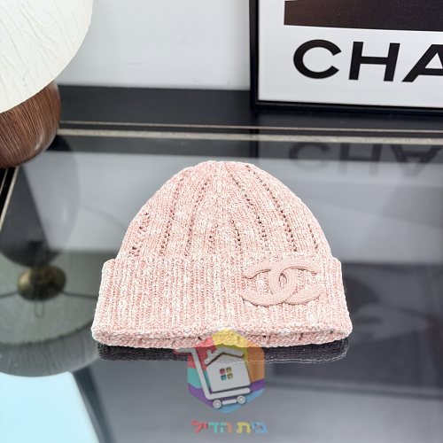 Beanie Chanel aus Strick in Pastelltönen
