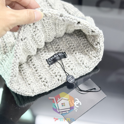 Beanie Chanel aus Strick in Pastelltönen 10