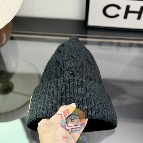 Beanie Chanel aus Zopfstrick 26