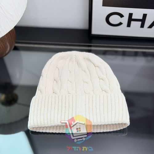 Beanie Chanel aus Zopfstrick 41