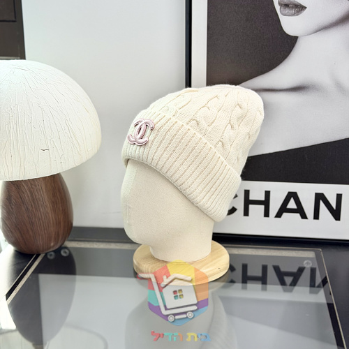 Beanie Chanel aus Zopfstrick 46