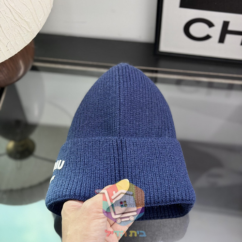 Beanie Miu Miu aus Rippstrick 2