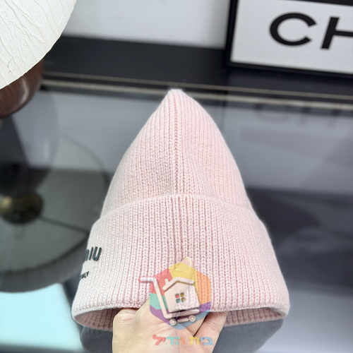 Beanie Miu Miu aus Rippstrick 12