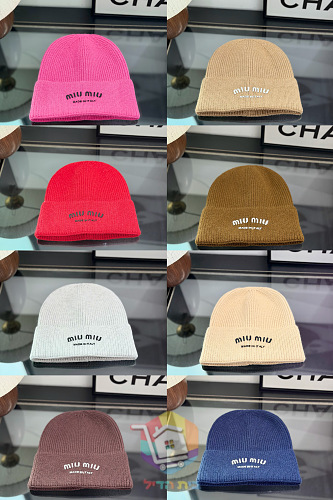 Beanie Miu Miu aus Rippstrick 36