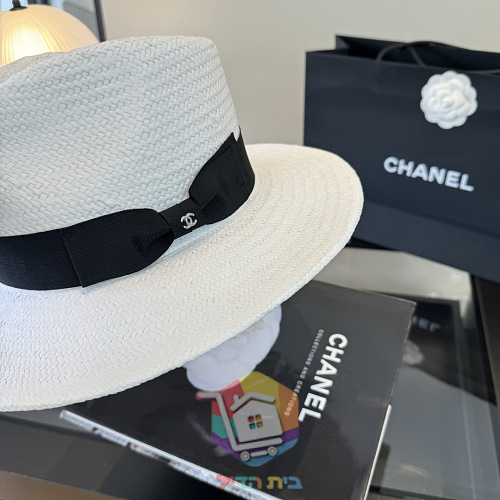 Strohhut Chanel in Weiß mit schwarzem Band 6